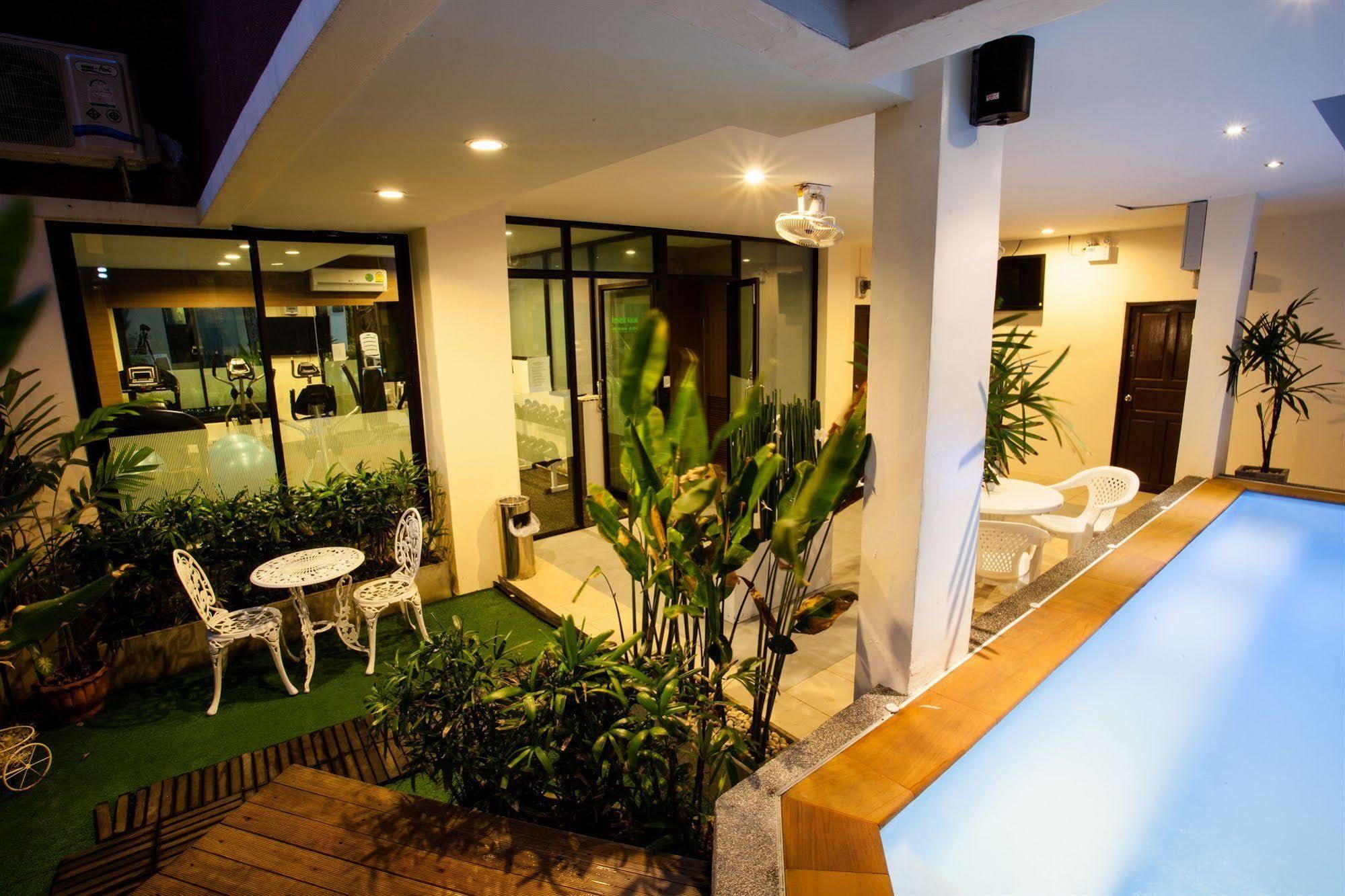 The Wave Hotel Patong Sha Phuket Exterior photo